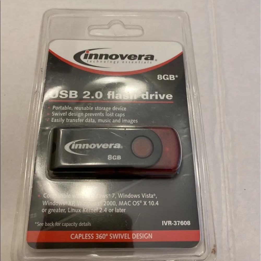 Innovera Technology Essentials - USB 2.0 Flash Drive - 8gb
